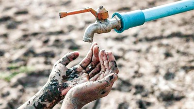 Water-crisis-Livelihood-and-life-in-danger